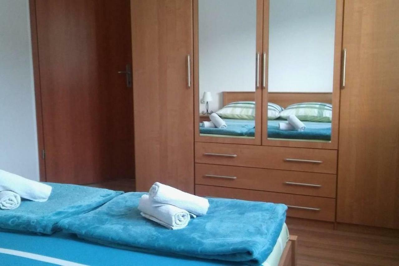 Cozy Apartment With Sea View Kaštela Exteriér fotografie